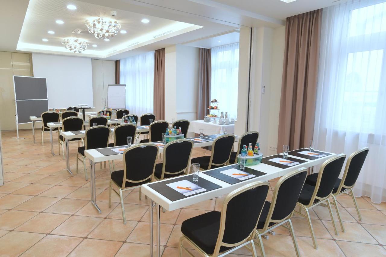 Hotel Krone 4*